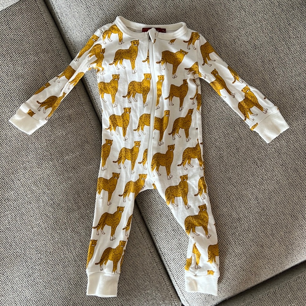 Milkbarn cheetah romper